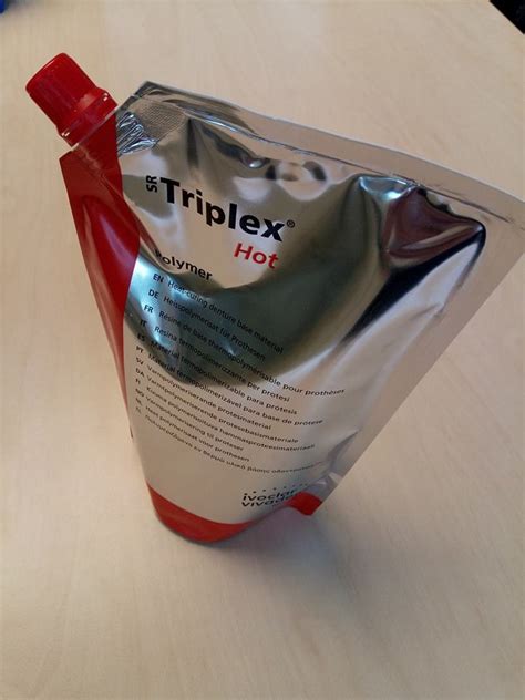 triplex hot polymer commex doo stomatoloska oprema zubna