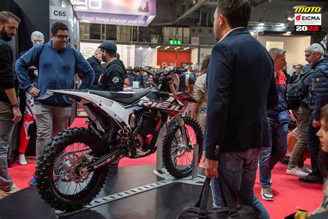 Eicma Rieju Aventura Legend Motomag