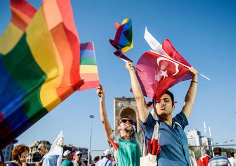 Turqu A Gay Los Secretos De Un Pa S De Contrastes Cromosomax