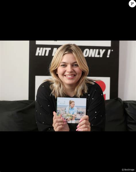 Louane en couple avec Florian Rossi elle dévoile une photo jamais vue