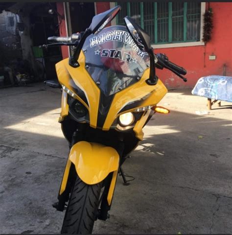 Kawasaki Rouser RS200 Motorbikes On Carousell