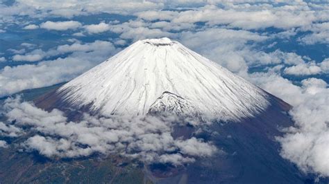 Hallan Tres Escaladores Muertos En La Cumbre Del Monte Fuji