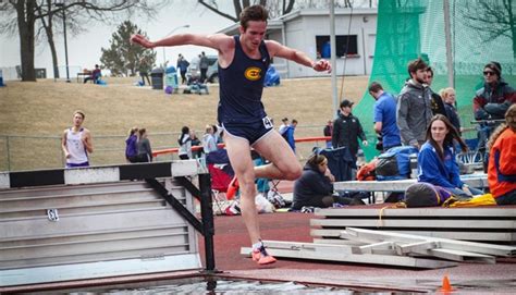 Blugolds Compete At Uw Platteville Invite University Of Wisconsin