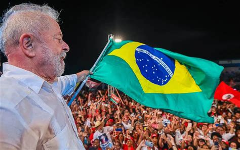 Pedido De Impeachment De Lula É Protocolado Na CÂmara Com 139