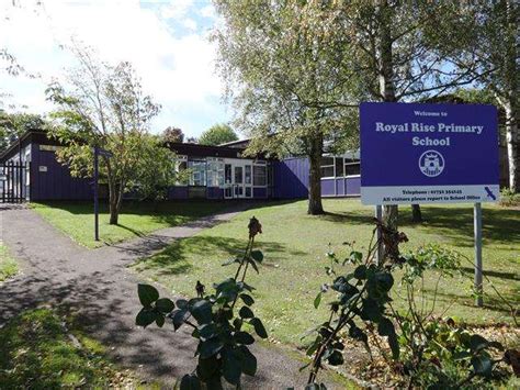 Royal Rise Primary School Royal Rise Tonbridge Tn9 2dq Uk Hours