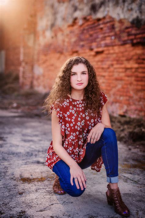 Senior Photos Elles Photography Studios Athens Al And Pcb Fl