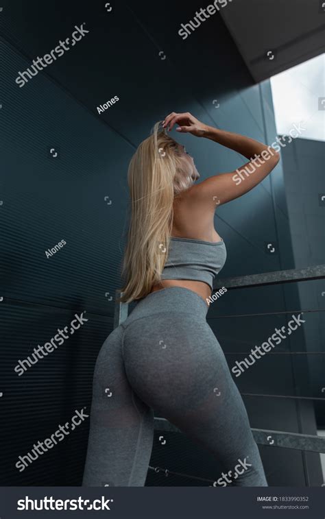 Pretty Blonde Fitness Model Woman Beautiful Stock Photo Shutterstock