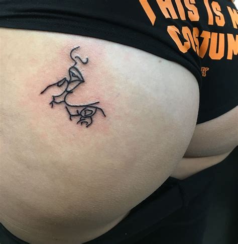 Funny Tattoos Hot Tattoos Sleeve Tattoos Girl Tattoos Bum Tattoo Thigh Tattoo Hip Tattoos