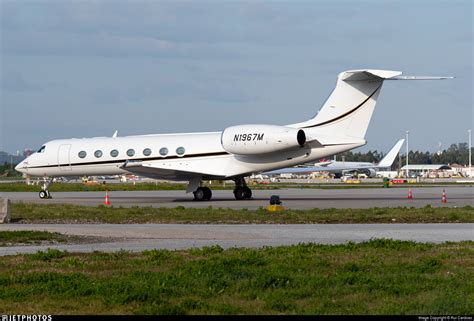 N1967M Gulfstream G550 Private Rui Cardoso JetPhotos