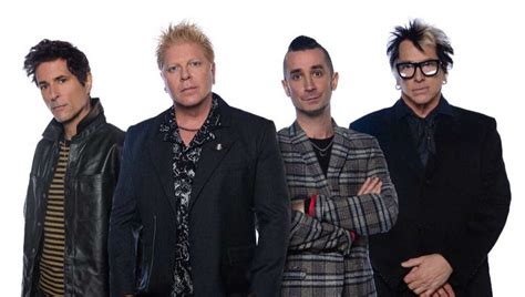 The Offspring / Pete Parada fired after refusing Covid vaccine