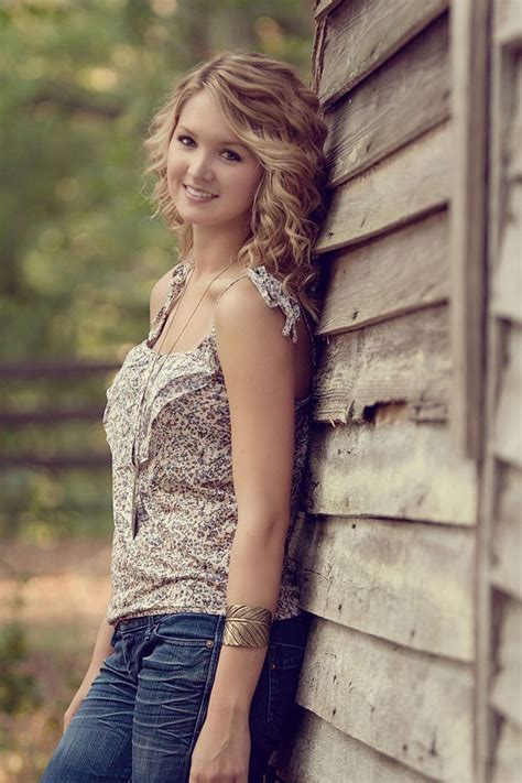 Southern Senior Portraits Rustic Barn Charleston Senior Portrait Photographer Ava Moore