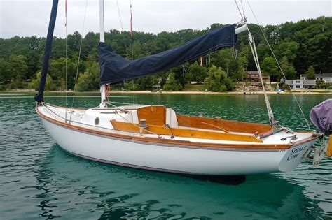 1974 Cape Dory Typhoon Excellent Condition Roller Furling Sails In