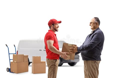 Photo De Profil D Un Homme Mature Prenant Une Bo Te En Carton D Un Livreur Avec Un Fourgon Image