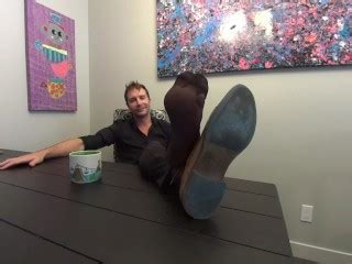 隔壁的脚模特1080p 高清预览 Pornhub Gay