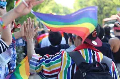 Not Straight Enough Not Gay Enough Understanding Bisexuality