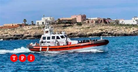 Migranti Naufragio Al Largo Di Lampedusa 41 Morti Partiti Dalla Tunisia