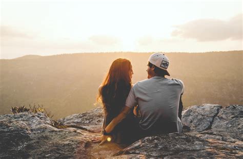 5 Things Strong Minded People Never Do In Relationships