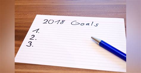 7 Awesome New Year Resolutions For 2018 And How To Make The