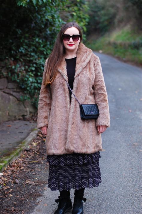 Vintage Faux Fur Coat Outfit Jacquardflower