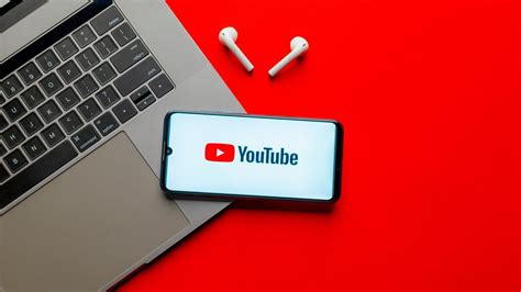 YouTube Channels Statistics (2024) | Photutorial