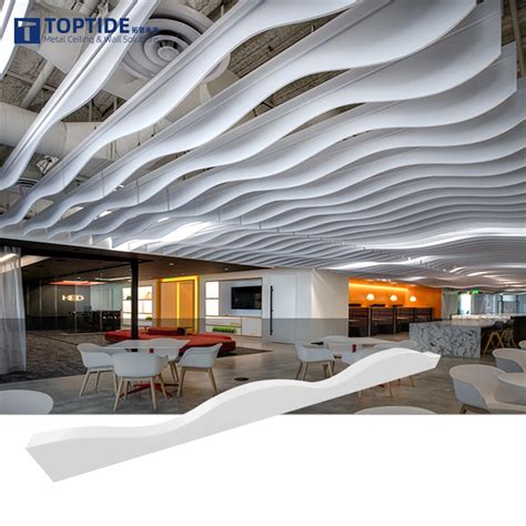 Custom Special Suspended Wave Metal Ceiling Curve Aluminum Baffle