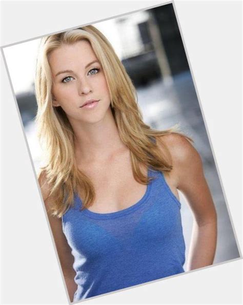 Hot Kim Shaw Bikini Pics