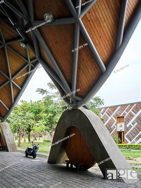 Exterior View Of Taitung Aboriginal Gallery In Taitung Taiwan Stock