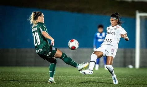 Palmeiras vence Santos por 1 a 0 no jogo de ida da final do Paulistão