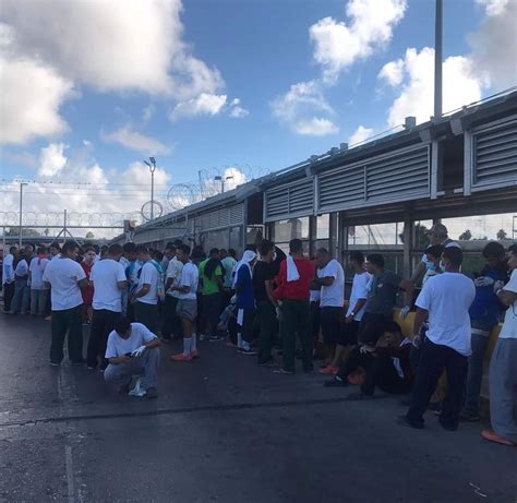 Cierran puente fronterizo al sur de Texas por protesta Telediario México