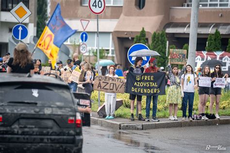 Giorno Un Attacco Russo Con Missili E Droni A Dnipro La Ritirata