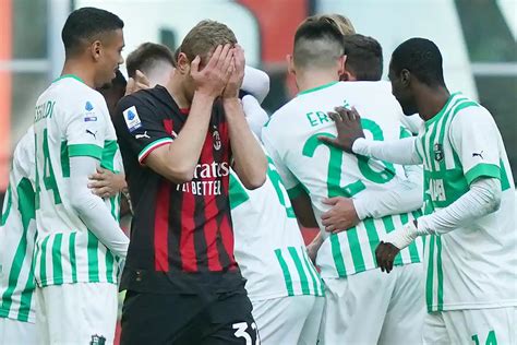 Milan Sassuolo I Rossoneri Sprofondano Ancora Le Reazioni Dei Tifosi