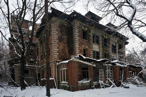 New Yorks Forgotten North Brother Island Sometimes Interesting