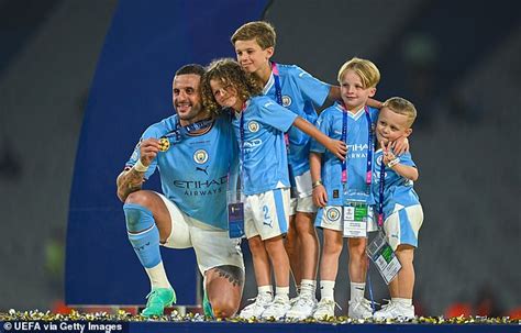 Kyle Walker Delivered Pre Match Speech To His Man City Team Mates