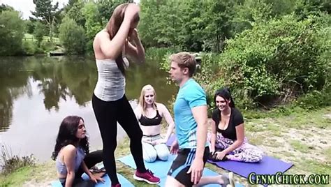 Britische cfnm Amateur lutschen männliche Models Schwanz xHamster