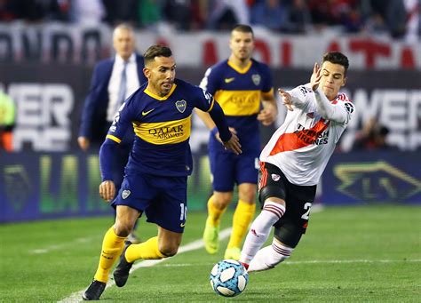 Ángel Clemente Rojas: "A River hay que cagarlo a patadas y a trompadas