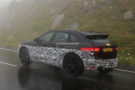 Jaguar Electric Suv Spied F Pace Design Cues Galore Autoevolution