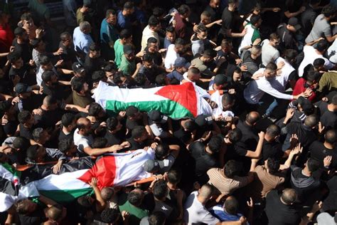 Al Menos Seis Palestinos Muertos Por Un Ataque Aéreo De Israel Sobre El