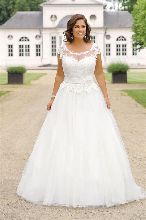 Brautkleider Xxl Hochzeitskleider Xxl By Ladybird Brautmoden