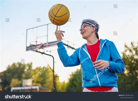 1,682 Basketball tricks Stock Photos, Images & Photography | Shutterstock