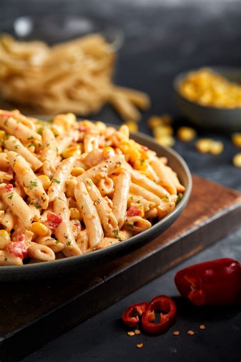 Fire Roasted Red Pepper Pasta Salad With Blackened Shrimp Gordon Food