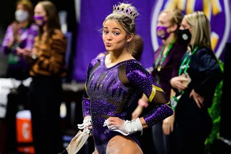 LSU gymnast Olivia Dunne says phone was stolen at Revolve’s Coachella ...