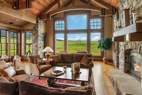 $ 3.9 Million Waterfront Cabin in Bozeman, Montana