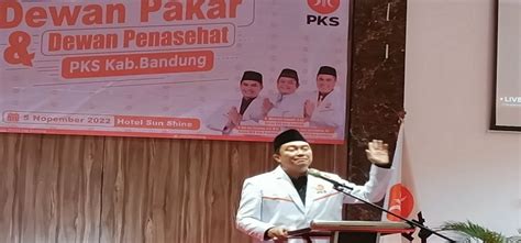 Dr Tonton Taufik Rachman St Mba Resmi Dilantik Sebagai Ketua Dewan