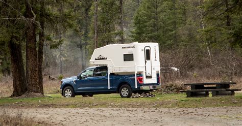 Northern Lite 610 Northern Lite 4 Season Truck Campers