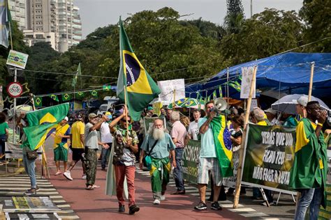 Posse de Lula Bolsonaristas fazem protesto em São Paulo 01 01 2023