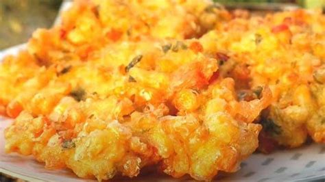 Resep Bakwan Jagung Anti Lembek Goreng Adonan Dengan Cara Ditekan Agar