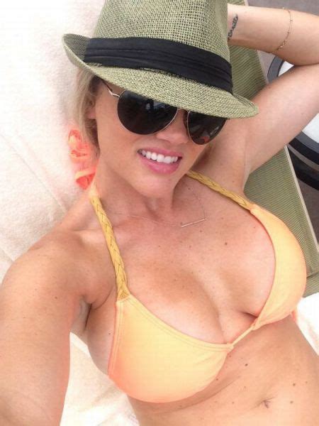 Busty Girls With Maximum Sex Appeal 67 Pics 1 Izispicy