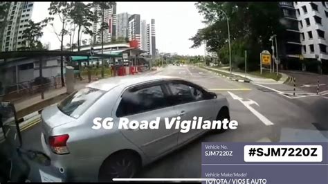 1jan2023 SJM7220Z Toyota Vios Turning Right On A Go Straight Lane