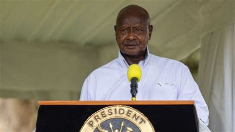 Cadena Perpetua Por Ser Gay El Presidente De Uganda Da Luz Verde A Una