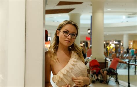 NICOLE ROSS 20230718 231909 Porn Pic